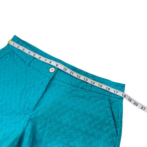Crown & Ivy Womens Scalloped Hem Aqua Shorts Size 12 Shelby Cotton/Spandex - Picture 5 of 9